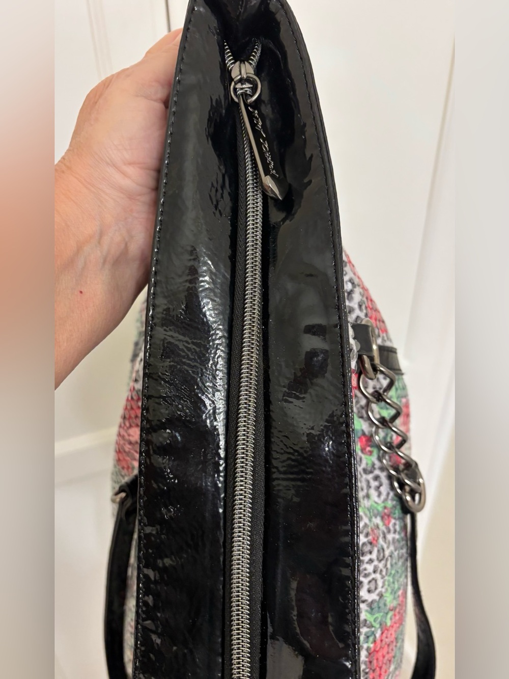 Betsey Johnson extra-large sequin leopard and rose print tote - Picture 4 of 7